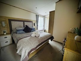 Seven Bays Park (Maribou) - Holiday Accommodation 21126 - Cornwall - 1187735 - thumbnail photo 8