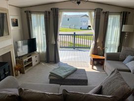Seven Bays Park (Maribou) - Holiday Accommodation 21126 - Cornwall - 1187735 - thumbnail photo 13