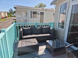 Quay West Holiday Park - Holiday Accommodation 21132 - Mid Wales - 1187738 - thumbnail photo 10