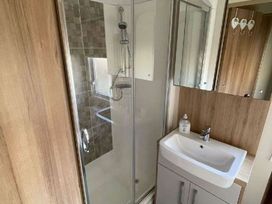 Tattershall Lakes Country Park - Holiday Accommodation 21135 - Lincolnshire - 1187740 - thumbnail photo 5