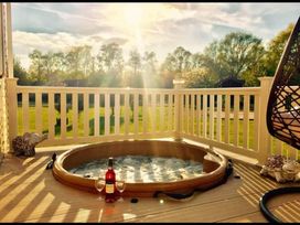 Tattershall Lakes Country Park - Holiday Accommodation 21135 - Lincolnshire - 1187740 - thumbnail photo 9