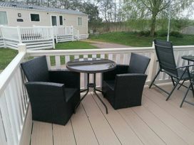 Tattershall Lakes Country Park - Holiday Accommodation 21135 - Lincolnshire - 1187740 - thumbnail photo 19