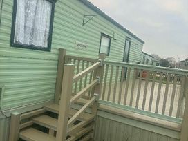 Herons Mead Caravan Park - Holiday Accommodation 21140 - Lincolnshire - 1187744 - thumbnail photo 1