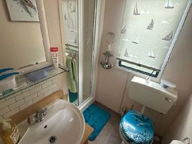 Herons Mead Caravan Park - Holiday Accommodation 21140 - Lincolnshire - 1187744 - thumbnail photo 15