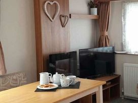 Dawlish Sands Holiday Park - Holiday Accommodation 21141 - Devon - 1187745 - thumbnail photo 2