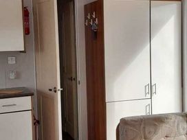 Dawlish Sands Holiday Park - Holiday Accommodation 21141 - Devon - 1187745 - thumbnail photo 11