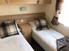 Happy Days Seaside Holiday Park - Holiday Accommodation 21143 - Lincolnshire - 1187746 - thumbnail photo 8