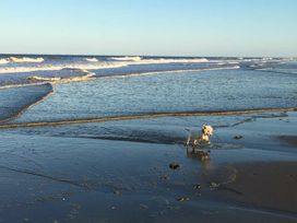 Happy Days Seaside Holiday Park - Holiday Accommodation 21143 - Lincolnshire - 1187746 - thumbnail photo 10