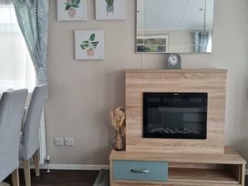 Marton Mere Holiday Village - Holiday Accommodation 21145 - Lake District - 1187748 - thumbnail photo 3
