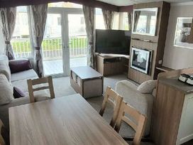 Marton Mere Holiday Village - Holiday Accommodation 21150 - Lake District - 1187752 - thumbnail photo 2