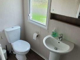 Marton Mere Holiday Village - Holiday Accommodation 21150 - Lake District - 1187752 - thumbnail photo 9