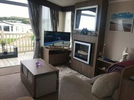 Reighton Sands Holiday Park - Holiday Accommodation 21157 - North Yorkshire (incl. Whitby) - 1187755 - thumbnail photo 2