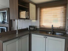Reighton Sands Holiday Park - Holiday Accommodation 21157 - North Yorkshire (incl. Whitby) - 1187755 - thumbnail photo 4