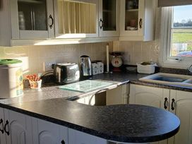 Lowlands Farm (private land) - Holiday Accommodation 21161 - Norfolk - 1187756 - thumbnail photo 8