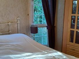 Lowlands Farm (private land) - Holiday Accommodation 21161 - Norfolk - 1187756 - thumbnail photo 12