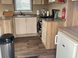 Golden Sands - Holiday Accommodation 21162 - Lincolnshire - 1187757 - thumbnail photo 4