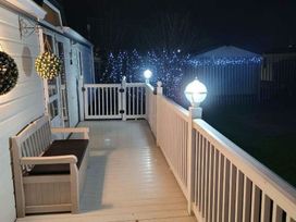 Whitehouse Leisure Park - Holiday Accommodation 21174 - North Wales - 1187766 - thumbnail photo 12