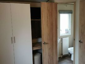 Thorness Bay Holiday Park - Holiday Accommodation 21176 - Isle of Wight & Hampshire - 1187768 - thumbnail photo 6