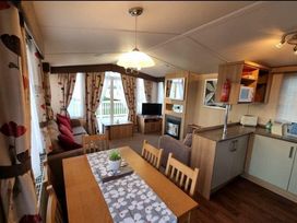 Doniford Bay - Holiday Accommodation 21177 - Devon - 1187769 - thumbnail photo 2