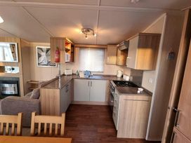 Doniford Bay - Holiday Accommodation 21177 - Devon - 1187769 - thumbnail photo 3