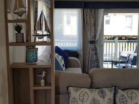 Primrose Valley Holiday Park - Holiday Accommodation 21178 - North Yorkshire (incl. Whitby) - 1187770 - thumbnail photo 6