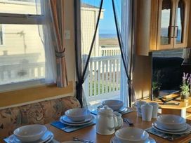 Kessingland Beach - Holiday Accommodation 21181 - Norfolk - 1187773 - thumbnail photo 4