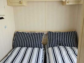 Kessingland Beach - Holiday Accommodation 21181 - Norfolk - 1187773 - thumbnail photo 5