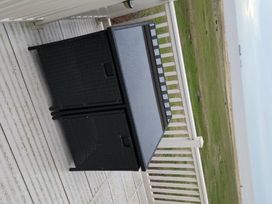 Kessingland Beach - Holiday Accommodation 21181 - Norfolk - 1187773 - thumbnail photo 9