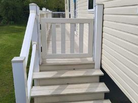 Seton Sands Caravan Park - Holiday Accommodation 21186 - Scottish Lowlands - 1187777 - thumbnail photo 8