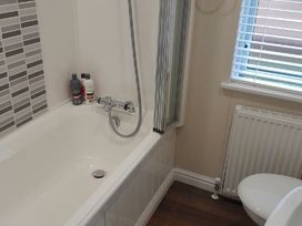 Greenacres Holiday Park - Holiday Accommodation 21188 - North Wales - 1187779 - thumbnail photo 7