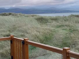 Greenacres Holiday Park - Holiday Accommodation 21188 - North Wales - 1187779 - thumbnail photo 16