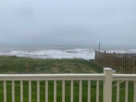 Skipsea Sands Holiday Park - Holiday Accommodation 21191 - North Yorkshire (incl. Whitby) - 1187782 - thumbnail photo 7