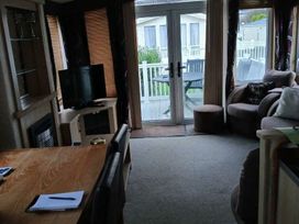 Pendine Sands - Holiday Accommodation 21192 - South Wales - 1187783 - thumbnail photo 8