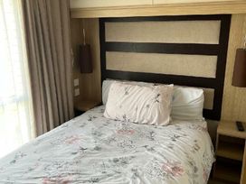 Presthaven Beach Resort - Holiday Accommodation 21195 - North Wales - 1187785 - thumbnail photo 10