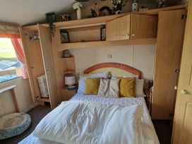 Clarach Bay Holiday Village - Holiday Accommodation 21200 - Mid Wales - 1187789 - thumbnail photo 4