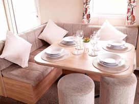 Sunbeach Holiday Park - Holiday Accommodation 21205 - Mid Wales - 1187791 - thumbnail photo 6
