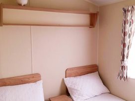 Sunbeach Holiday Park - Holiday Accommodation 21205 - Mid Wales - 1187791 - thumbnail photo 8