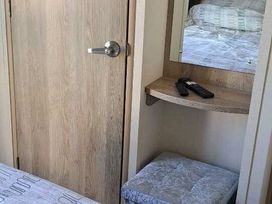 California Cliffs Holiday Park - Holiday Accommodation 21208 - Norfolk - 1187792 - thumbnail photo 7