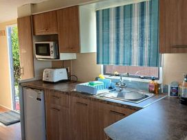 Mablethorpe Chalet Park - Holiday Accommodation 21217 - Lincolnshire - 1187799 - thumbnail photo 6