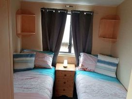 Mablethorpe Chalet Park - Holiday Accommodation 21217 - Lincolnshire - 1187799 - thumbnail photo 10