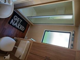 Mablethorpe Chalet Park - Holiday Accommodation 21217 - Lincolnshire - 1187799 - thumbnail photo 11