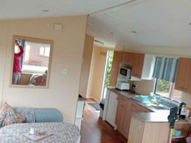 Mablethorpe Chalet Park - Holiday Accommodation 21217 - Lincolnshire - 1187799 - thumbnail photo 12