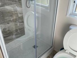 Hafan y Mor Haven - Holiday Accommodation 21221 - North Wales - 1187802 - thumbnail photo 8