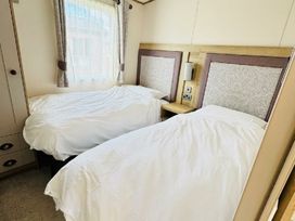 Hafan y Mor Haven - Holiday Accommodation 21221 - North Wales - 1187802 - thumbnail photo 10