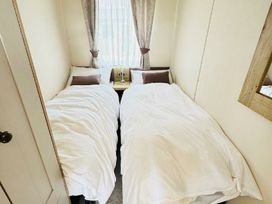 Hafan y Mor Haven - Holiday Accommodation 21221 - North Wales - 1187802 - thumbnail photo 11