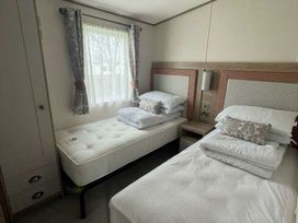 Doniford Bay - Holiday Accommodation 21225 - Devon - 1187805 - thumbnail photo 11
