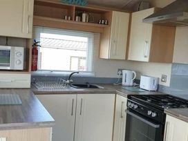 Blue Dolphin Holiday Park - Holiday Accommodation 21235 - North Yorkshire (incl. Whitby) - 1187812 - thumbnail photo 9