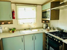 Waterside, Paignton - Holiday Accommodation 21236 - Devon - 1187813 - thumbnail photo 5