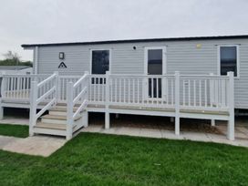 Cleethorpes Beach Holiday Park - Holiday Accommodation 21237 - Lincolnshire - 1187814 - thumbnail photo 4
