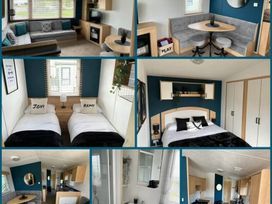 Thornwick Bay Holiday Village - Holiday Accommodation 21239 - North Yorkshire (incl. Whitby) - 1187816 - thumbnail photo 7